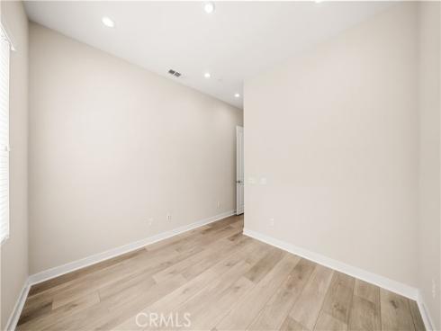 150  Edna  , Lake Forest, CA