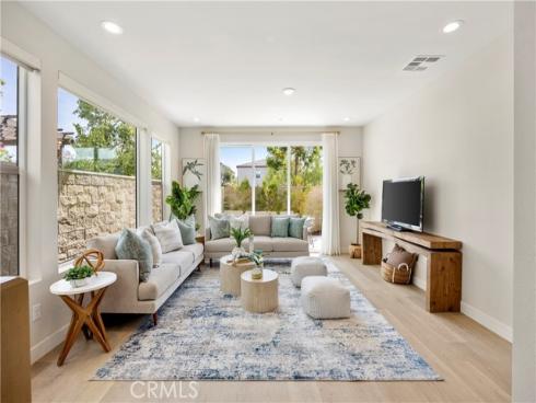 130  Pin  , Lake Forest, CA