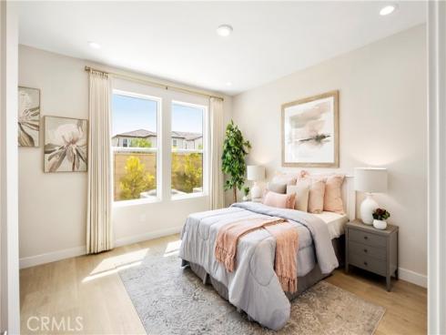 130  Pin  , Lake Forest, CA