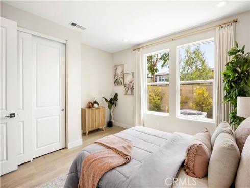 130  Pin  , Lake Forest, CA