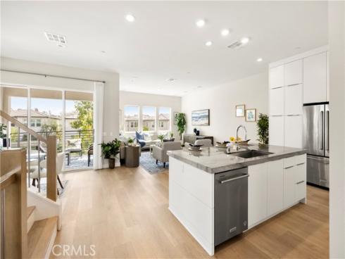 130  Pin  , Lake Forest, CA