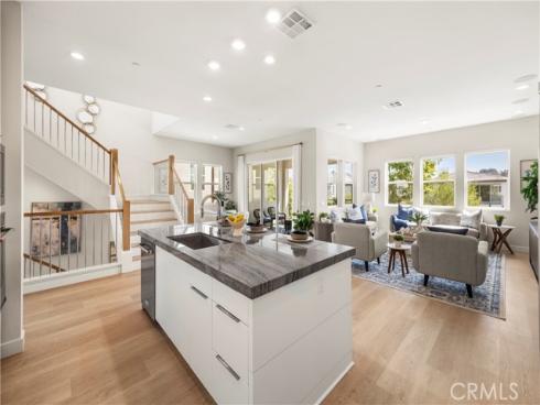 130  Pin  , Lake Forest, CA