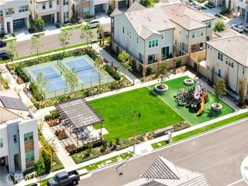 130  Pin  , Lake Forest, CA