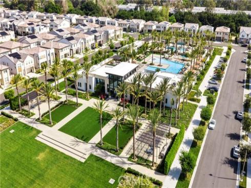 130  Pin  , Lake Forest, CA