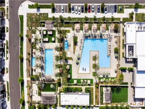 130  Pin  , Lake Forest, CA