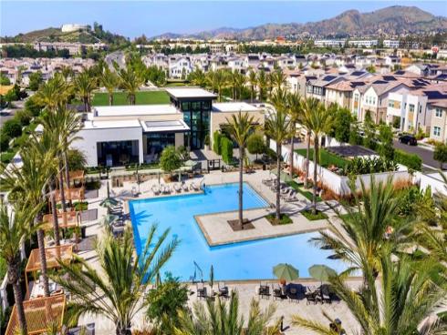 130  Pin  , Lake Forest, CA