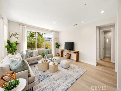 130  Pin  , Lake Forest, CA