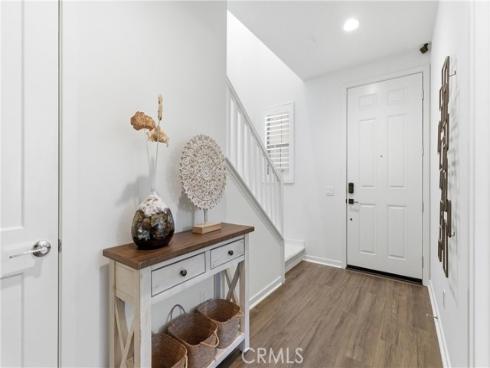 600  Shadowbrook  , Lake Forest, CA
