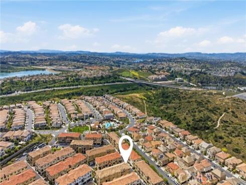 600  Shadowbrook  , Lake Forest, CA