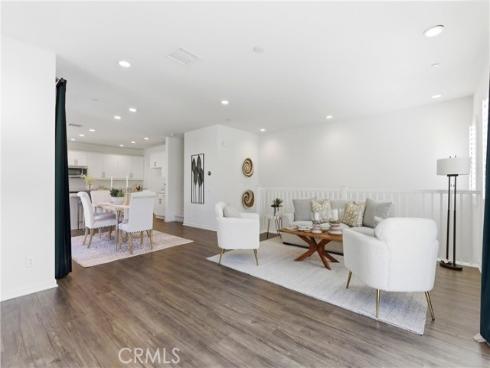 600  Shadowbrook  , Lake Forest, CA