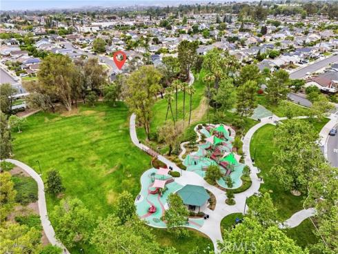 22712  Foxborough  , Lake Forest, CA