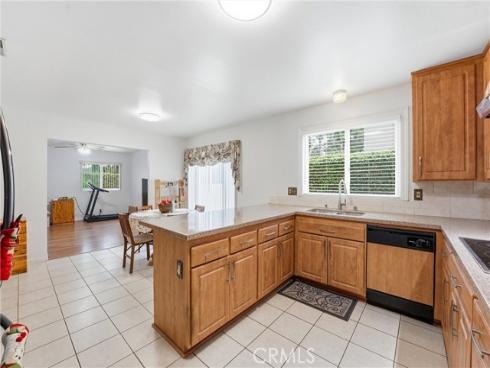 22712  Foxborough  , Lake Forest, CA