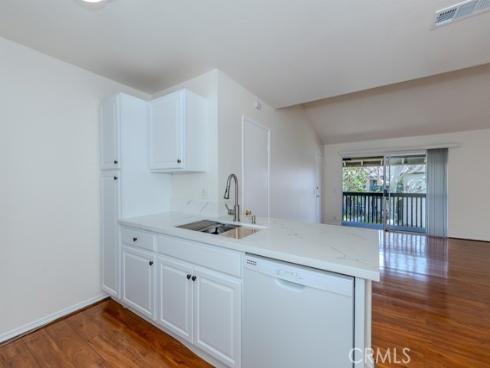 23222  Orange  4 , Lake Forest, CA