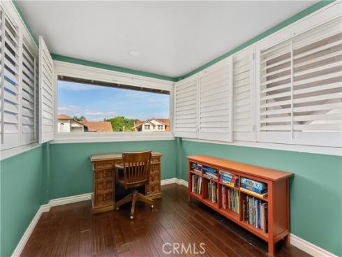 21732  Exton  , Lake Forest, CA