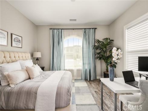 33  Sorrel  , Lake Forest, CA