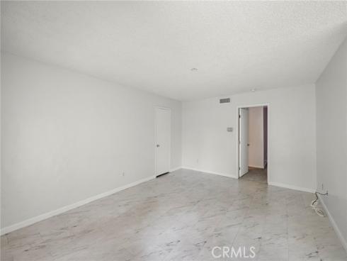 23252  Orange  7 , Lake Forest, CA