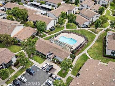 23252  Orange  7 , Lake Forest, CA