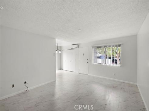 23252  Orange  7 , Lake Forest, CA