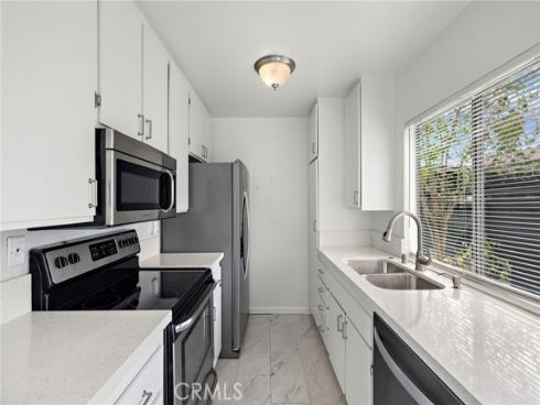 23252  Orange  7 , Lake Forest, CA