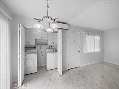 23252  Orange  7 , Lake Forest, CA