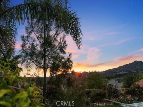 28873  Canyon Point  , Lake Forest, CA