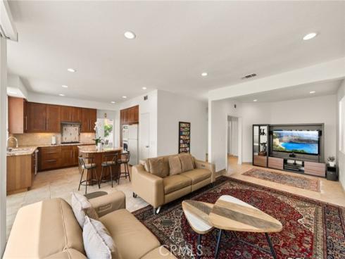 51  La Perla  , Lake Forest, CA