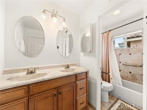 51  La Perla  , Lake Forest, CA