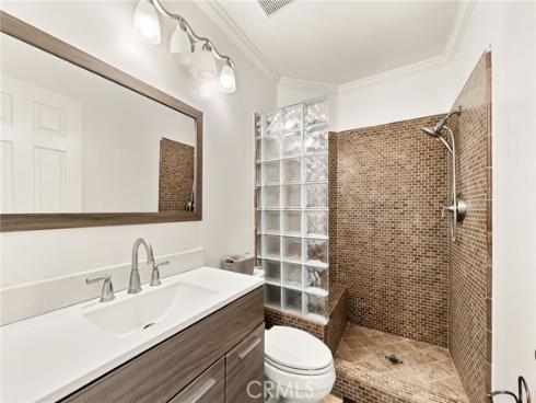 51  La Perla  , Lake Forest, CA