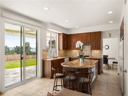 51  La Perla  , Lake Forest, CA