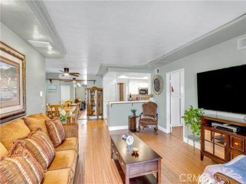 25231  Tanoak  , Lake Forest, CA