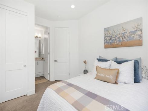 1835 Aliso Canyon , Lake Forest, CA