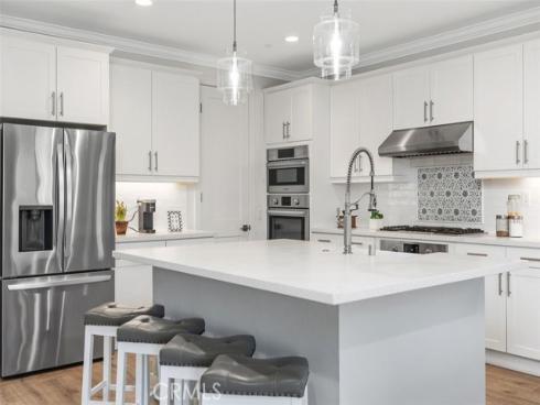 1835 Aliso Canyon , Lake Forest, CA