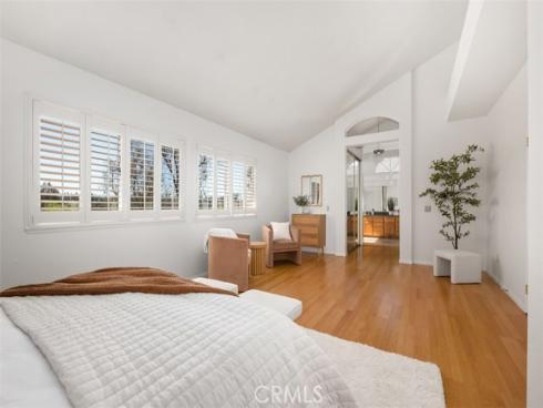 21086  Cantebury  , Lake Forest, CA