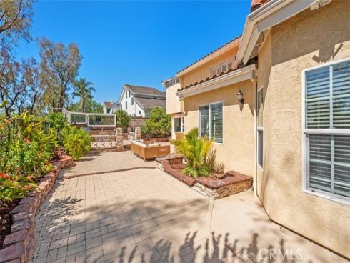 21086  Cantebury  , Lake Forest, CA