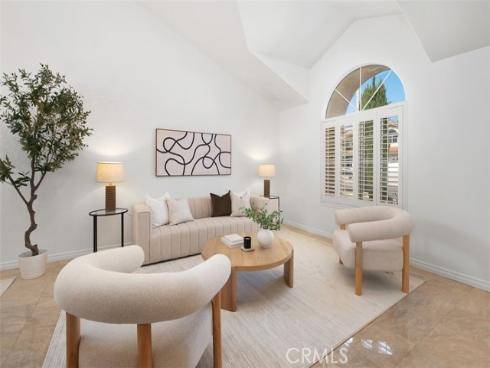 21086  Cantebury  , Lake Forest, CA