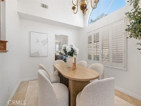 21086  Cantebury  , Lake Forest, CA
