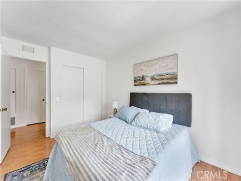 22198  Cedar Pointe  1F , Lake Forest, CA