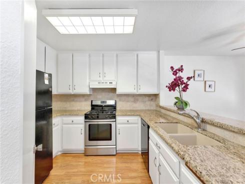 22198  Cedar Pointe  1F , Lake Forest, CA