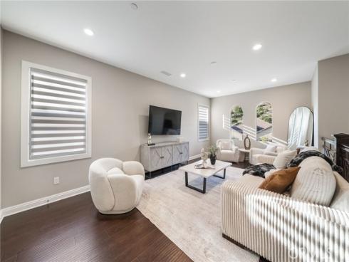 1132  Summit Oak  , Lake Forest, CA