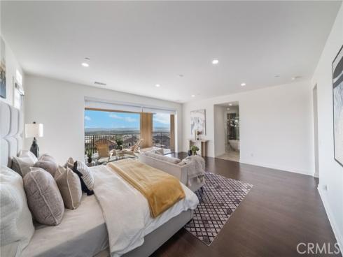 1132  Summit Oak  , Lake Forest, CA
