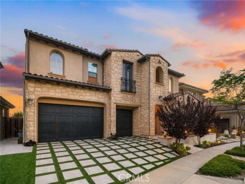 1132  Summit Oak  , Lake Forest, CA