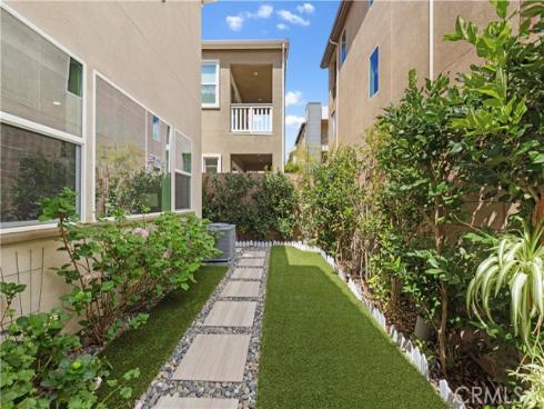 640 Athos , Lake Forest, CA
