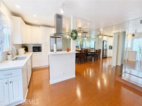 22045 Lakeland , Lake Forest, CA