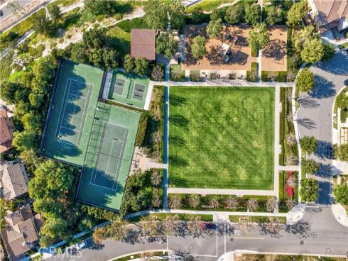 22 Lark , Lake Forest, CA