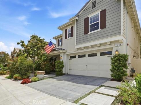 8  Willow Way  , Lake Forest, CA
