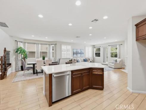 8  Willow Way  , Lake Forest, CA
