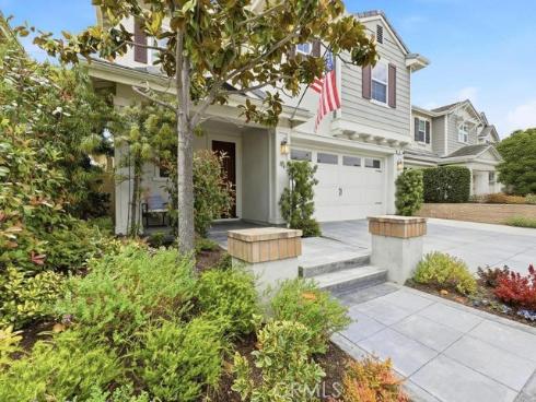 8  Willow Way  , Lake Forest, CA