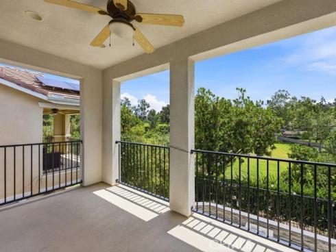 8  Willow Way  , Lake Forest, CA