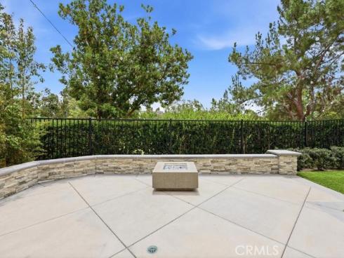 8  Willow Way  , Lake Forest, CA