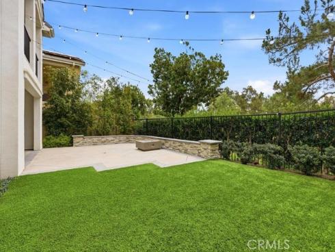 8  Willow Way  , Lake Forest, CA